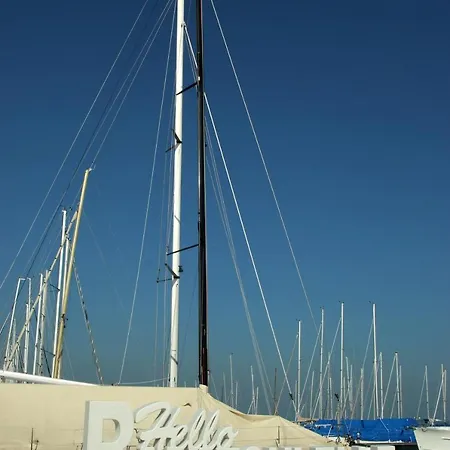 Executive Waterside