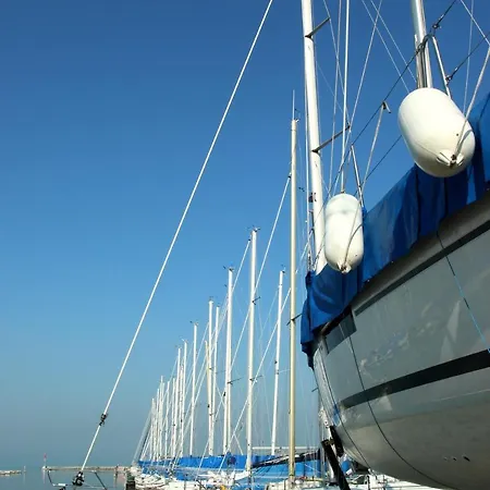 Executive Waterside Διαμέρισμα *